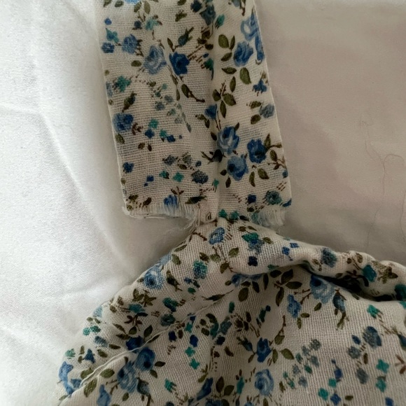 Floral dress - Picture 8 of 9